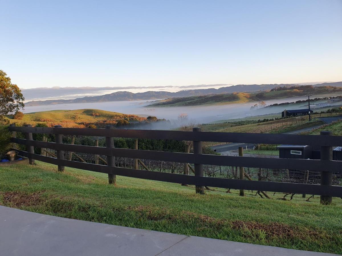 Hotel Vineyard Vacation Mangawhai Esterno foto